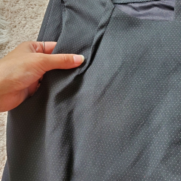 Van Heusen Black Formal Dress Size L - Picture 2 of 3